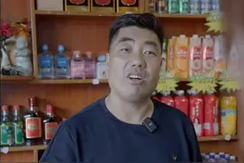全网公开独家调味秘笈，与歇业休整的牧羊村相遇很幸运！老板教我在家吃同款烤串。顺便告诉大家今天下午四点又开始营业了#这就是淄博 #淄博烧烤视频封面