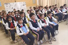 红军小学之歌视频封面