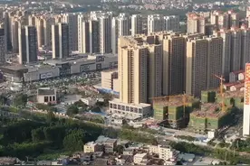 西粤路要建228米高楼，在上面看茂名是这样的，看到你家了吗？视频封面