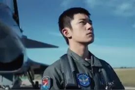 2022空军招飞开始了！想成为王牌飞行员吗？来看看有哪些条件#中国空军 视频封面