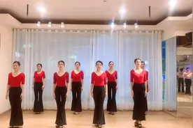基本礼仪课程
优雅女性必修课💖 #形体礼仪视频封面