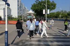 太原富士康小时工260派遣工7000正式工8500