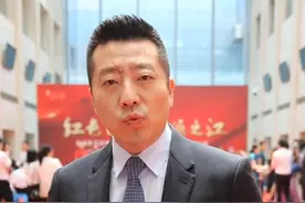 8小时57分！温岭徐灵辉，成功横渡“海上珠穆朗玛”琼州海峡，温岭第一人，美梦成真#游泳 #横渡琼州海峡 #温岭 视频封面