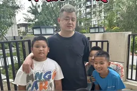 恭喜老赵试用期已满，今天顺利转正#娥哥随拍 #忘年交 #娥家班#娥哥的兄弟们 @娥哥日常视频封面
