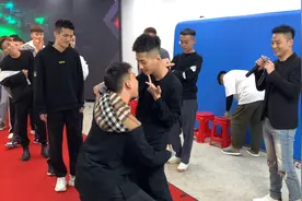 男团性感串串舞视频封面