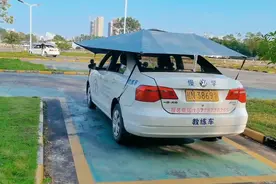 科目二最难的考试项目“倒车入库”；中途不得停车，车身不得碰线视频封面