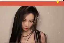 #乃万 事件再次发酵，不赞成自己言论的患癌网友被网曝，乃万给她捐了3万。你怎么看？视频封面