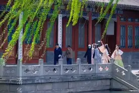 清华大学美女学霸，身穿汉服如古画中美人走出来，仙气飘飘，简直太美了🤩#清华大学视频封面
