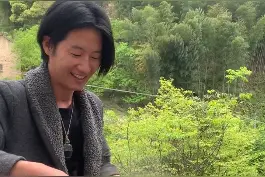接受自己的普通，然后拼尽全力去与众不同。来一碗折耳根汤，驱赶这四月的感冒！ # #农村  #新农人计划2021视频封面