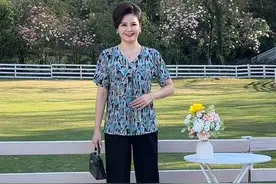 双胞胎模特，拍中老年服装和大码年轻服装的区别#模特 #vlog日常 #时尚捕手计划视频封面