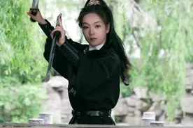 且停且忘且随风， 且行且看且从容。 翻唱《惊鸿现》