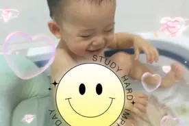 自从有了你，妈妈的笑点变得更低了😂视频封面