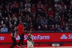 “糟糕的出手选择”#2kmobile #游戏2k视频封面