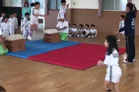 体操课怎么上？看看日本幼儿园视频封面