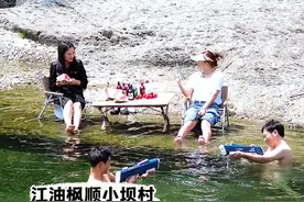 避暑、玩水，在山谷中森系小住或露营，我在江油枫顺的小坝村
