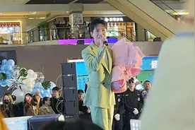 陈楚生南昌商演《爱的尽头》#明星现场 #现场版live #追星成功视频封面