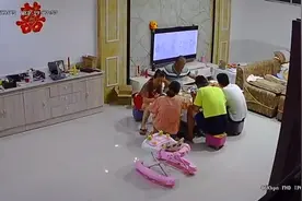 监控下的一个温馨家庭。视频封面