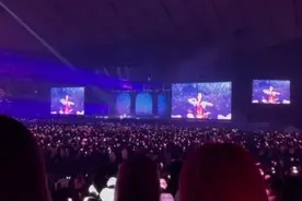 #blackpink世界巡演 #金智秀solo #舞台 #演唱会现场视频封面