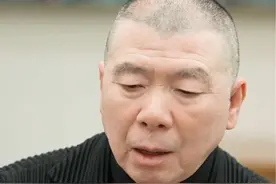 #冯小刚女儿是范丞丞的粉丝 女儿看剧会直接快进搜到有范丞丞的那段#冯小刚#范丞丞视频封面