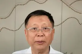 小脑萎缩可能出现这些症状，报告眼球运动障碍、表达缓慢、肌张力降低等#首都医科大学 #宣武医院 #李坤成教授 #小脑萎缩 #核磁共振 @DOU+小助手 @首都医科大学宣武医院 视频封面