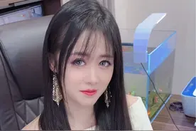 我还赚了？ #职场美女 #结尾有惊喜 #办公室趣事视频封面