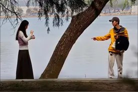 【第一视角摄影】 拍照？换思路就是换视角！比如街头摄影拍公园视频封面