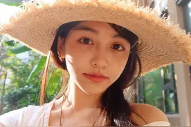 莫思身外无穷事，且尽生前有限杯视频封面