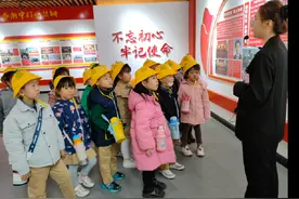 走进大学--大连财经学院#研学旅行 #集体活动 #小盆友的日常视频封面