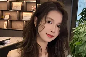 模特好看，剃光头都好看？视频封面