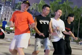 好听欢快的音乐，简单带感的舞蹈，跳的是心情，释放的是活力，好心情是自己给的，把生活调到自己喜欢的频道，活出最灿烂的样子 #情郎 #云贵山歌 @立白卫仕衣物清洁旗舰店 #无味暴汗一起运动视频封面