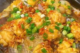 #鲍鱼 买回来不知道怎么吃的姐妹，你也这样做，有肉有菜，做法简单好吃#鲍鱼的家常做法视频封面
