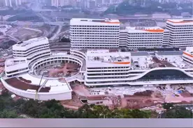 高端豪横 大气上档次 九龙坡人民医院新院即将建成！将极大的普惠附近百万居民#三甲医院 #地标建筑 #九龙坡 #重庆dou知道视频封面
