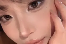 不愧是淡颜神妆！灵动小白花妆独有的氛围感爱鼠！#新手化妆教程 #美妆 #眼妆 #淡妆 #妆容分享视频封面