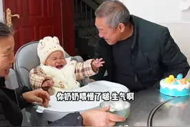哈了哇我们凯凯以后吃饭肯定不用愁，吃饭饭喂慢一点就急着哭#新农人计划2024视频封面