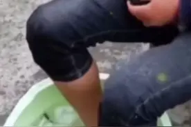 鱼:这才是世界上最绝望的死法#万万没想到 #鱼疗 #搞笑配音
