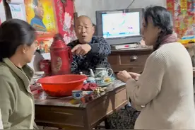 有你相守身旁，我醉了又何妨。#炊烟升起的地方 #记住乡愁 #初心看世界视频封面