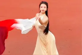 这位舞蹈老师还在那吗？成华大道怎么走！#古典舞#国风古韵#不染dj#操场上从来不缺舞者视频封面