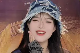 “胖就胖吧，反正也减不了肥，能吃是福，抱着也舒服，胖人九分财，不富也镇宅，人之初，性本善，胖胖的女人才好看！”#有肉肉的女生好福气 #治愈系笑容 #爱笑的人运气不会差 #白胖白胖压得住福视频封面