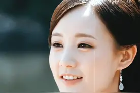 “翩若惊鸿，宛若游龙，妙，妙极了”是那个机灵古怪的桐蓉儿啊#李一桐 #黄蓉视频封面