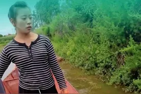 下午小姨子也不待见我了…苦闷的我还和女朋友大吵一架，只能去喝闷🍷了！#我的乡村生活 #农村女孩日常 #双胞胎女友 #vlog #记录真实生活视频封面