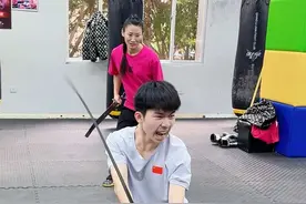大家喜欢这样的武术小男生吗？他今年17岁练习的是武术南拳#少年强则国强#中华武术博大精深视频封面