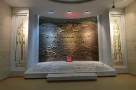 “战时首都，民国陪都”的重庆，重温那段艰苦卓绝的抗战历史。视频封面