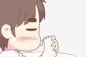 当你把脚放到男朋友前面时… #你们的男友也是这样吗 #甜甜恋爱视频封面