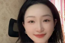你的笑像一条恶犬撞乱了我心弦 回复 @黑暗教主的评论 时隔多年，再次唱这首歌还是觉得好好听呀#盗将行视频封面