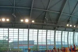 专业运动鞋25米自由泳真的好快！沉浸式欣赏🏊‍♀️#游泳视频封面