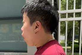在街上偶遇前任，正确的处理方式#le #莫名其妙 #偶遇前任 #我们能不能不分手 #badboy视频封面