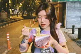 人总在无限接近幸福的时候最幸福#情侣日常 #记录真实生活视频封面