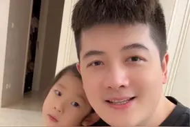 孩子脚长得快，合适的鞋码究竟是多大？教大家一个简单快速给孩子量脚码的办法，学会了买来新鞋子孩子不挤脚！#怎么测孩子脚长视频封面