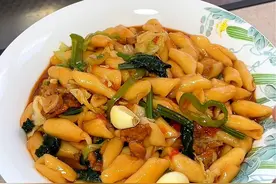 山西面食大挑战，你吃过几种#不可错过的山西美食 #手工猫耳朵 #炒猫耳朵视频封面