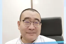 #小头畸形 有的宝宝就是头比较小，医生们都说没事，咱就少跑医院，现在病毒那么多！#超声异常 #无创dna #郑大一附院遗传与产前诊断中心 #硬核健康科普行动视频封面